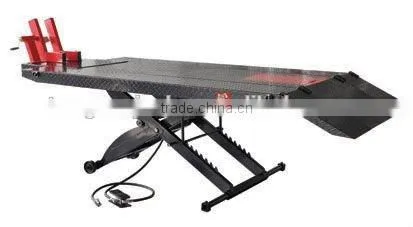 Torin BigRed Pneumatic Motorcycle Lift Table photo-2