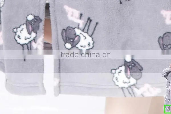 China Manufacturer 100% Polyester Bath Robe for Women Sleepwear photo-6