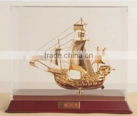 Luxury Shinning Sailing Boat , Ship Model For Home Decoration photo-3