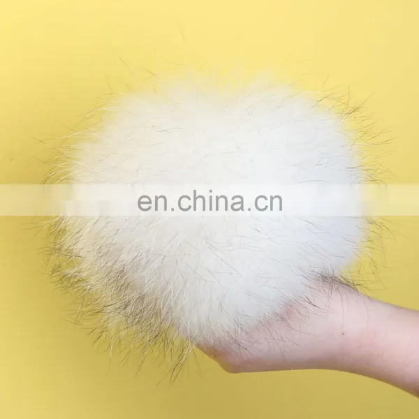 Chinese Factory Wholesale Colorful Real Raccoon Fur Pom Poms photo-4