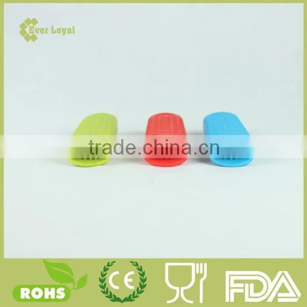 Silicone Stay-Cool Handle Grip photo-3