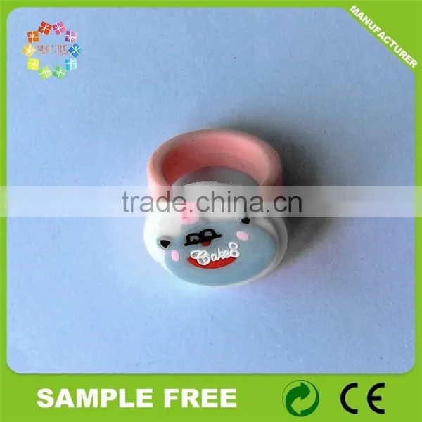2014 Beautiful Girl'S Design Plastic Finger Custom Finger Rings photo-2
