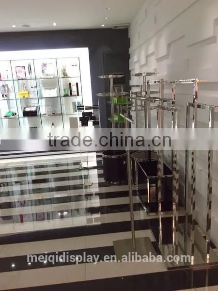 DISPLAY RACKS FOR ADVERTISING EXHIBIT, SHOP-FITTING PROPS photo-3