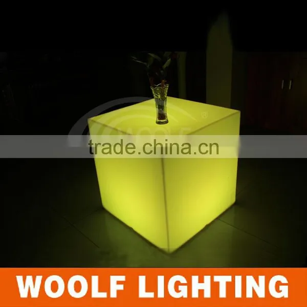Commercial Used Entertainment Light Up LED Nightclub Furniture photo-2