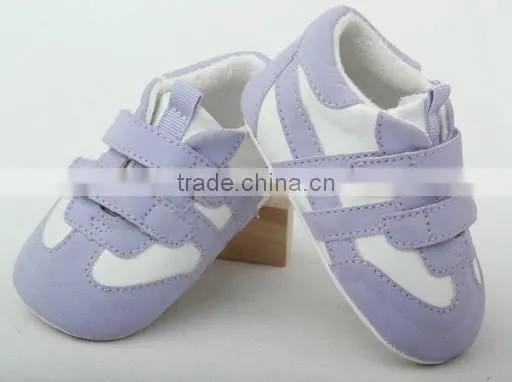 Wholesale Breathable Purple Soccer Shoes for Babies photo-4
