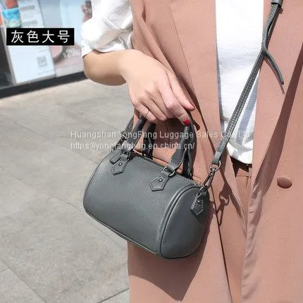 European and American Fashion Women's Handbags photo-3