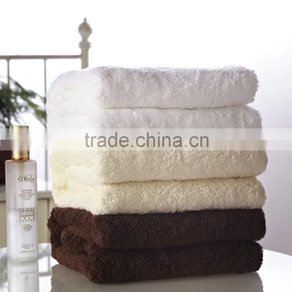 Wholesale White Bath Towel Softtextile in High Quality Made in China