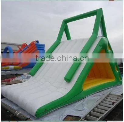 Floating on Water Inflatable Slide Floating Island Inflatable Water Games