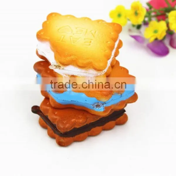 PU Cream One Bite Biscuits Miniature Fake Food For Dolls and Dollhouse Purse Keychains Decor-Yiwu Sanqi Crafts Factory photo-3