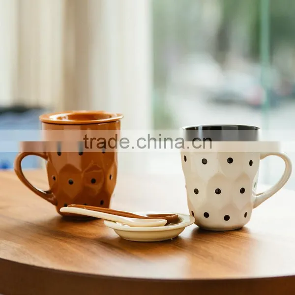White Ceramic Coffee Mug With Dot photo-2
