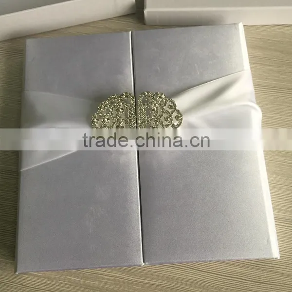 Romantic Pure Light Purple Carton Wedding Gift Box Raw Material Satin Surface photo-3