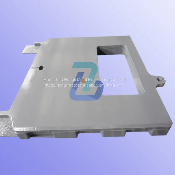 Plasma Cutting Steel Plate