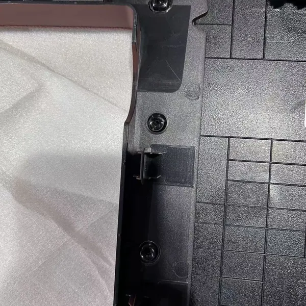 Customized Plastic Hot Riveting Machine; Multi-point Hot Riveting Machine for Automobile Interior Parts