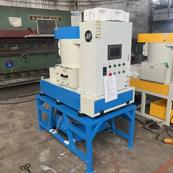 Hong Shenglong Automatic Discharge Centrifuge, Centrifugal Filter, Discharge Oil Filter photo-2