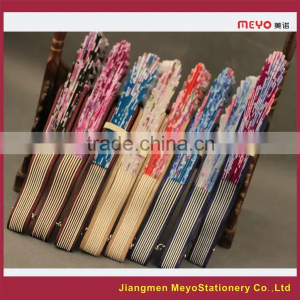 2015 Shell Shape Flower Decorative Customized Gift Bamboo Hand Fan photo-3