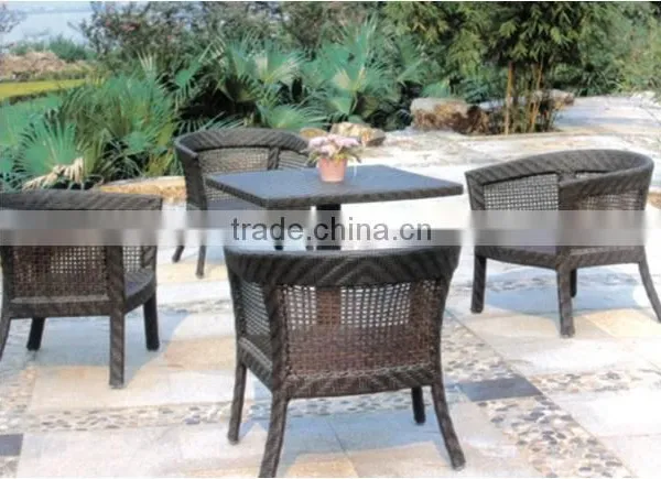 Coffee set (4 arm chairs + 1 table)