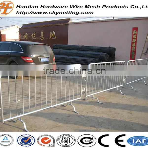 1.5"(38mmOD) Frame Pipe 1.1m Highx2.15m Wide Hot Dipped Galvanized Steel Metal Traffic Safety and Crowd Control Barrier photo-2
