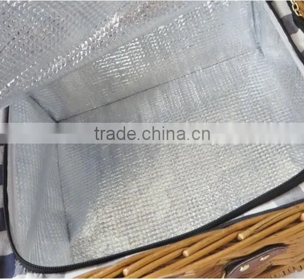 China Customized Cheap 2 Person Type Insulation Wicker Willow Picnic Basket With Cheeseboard Cooler Bag photo-5