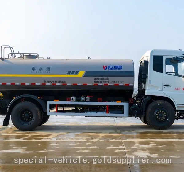 Tianjin 6X4 Chassis Multi-Functional Greening Weather-Resistant Water Distribution Vehicle/Water Sprinkler Truck