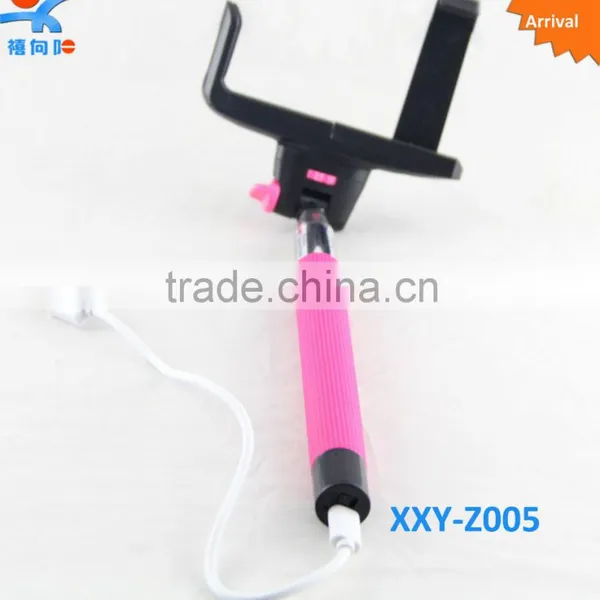Inovative Bluetooth Selfie Stickfor Taking Self-portraits