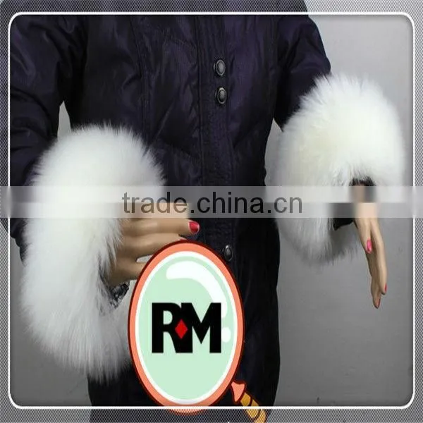WHOLESALE Imitated White Fox Fur Sheep Fur Cuffs photo-4