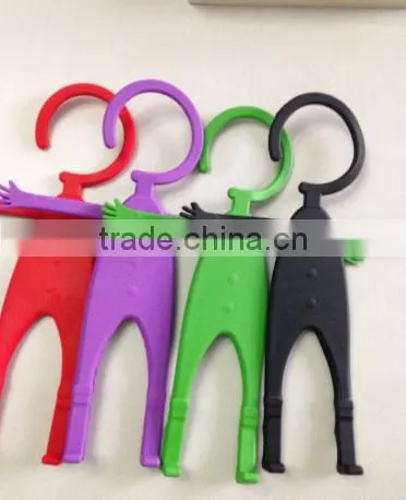 Phone Partner = Flexible Cell Phone Holder Human Hanger Design photo-2