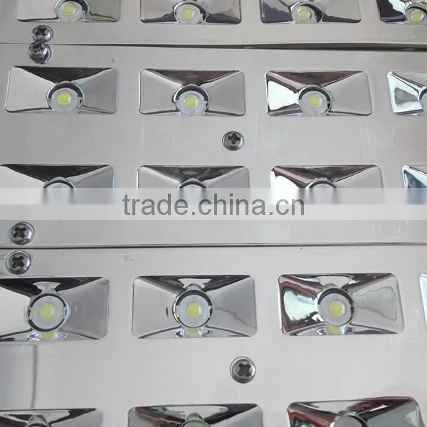 Hot Sale Solar Auto-sensing Motion Sensor Led Street Light photo-4