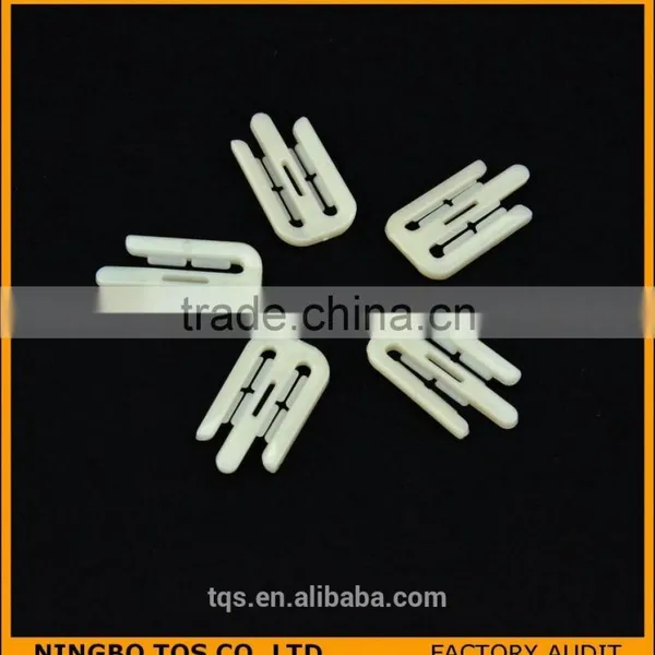 W Shape Milk White Packing Plastic Clips for Garment photo-5