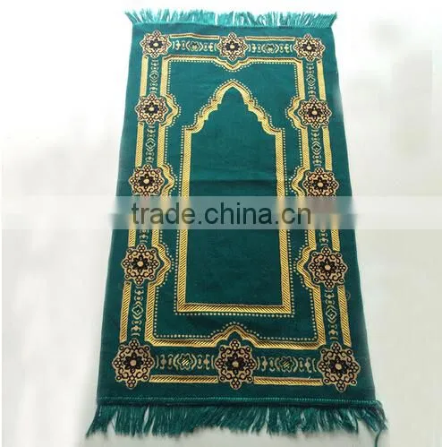 Classic Muslim Pray Mat With Beautiful Design for Wholesale photo-4
