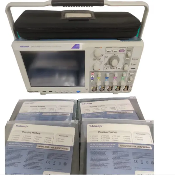 TEKTRONIX Oscilloscope