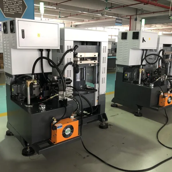 Hydraulic Flat-bed Embossing Machine for Sponge Seat Cover photo-4