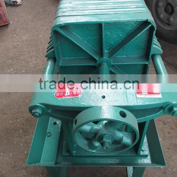 Plate Frame YBLL320*14 Almond Oil Filtration Machine photo-4