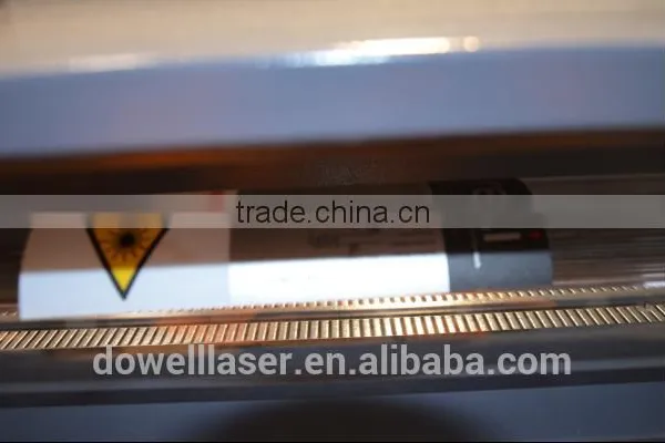 2016 Designed Hot Sale CO2 Laser Cutting Machine for Cloth/acrylic/leather of Dowell photo-6
