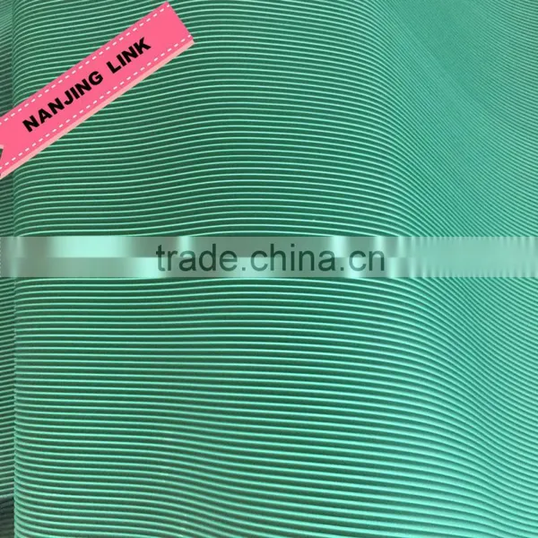 Green Color Non Slip Rubber Matting Rolls for Workshop and Wet Areas photo-6