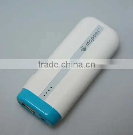 100% Real 4000mAh Capacity Emergency Chargers With 4 LED Power Indicator and Hand Light photo-3