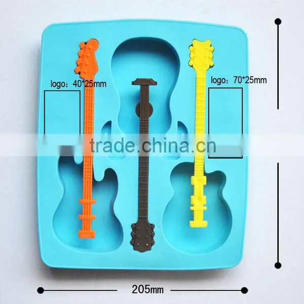Free Sample NEW Special Cool Fashion Jazz Party With Stirrer Guitar Shaped Silicon Ice Cube Tray photo-4