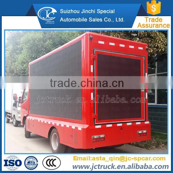 Diesel engine and Manual transmission Type Dongfeng small truck mobile advertising led display distributor