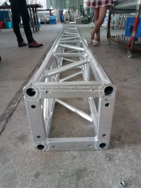 Guangzhou Truss Supplier for 300*300 mm Screw Bolt Truss photo-2