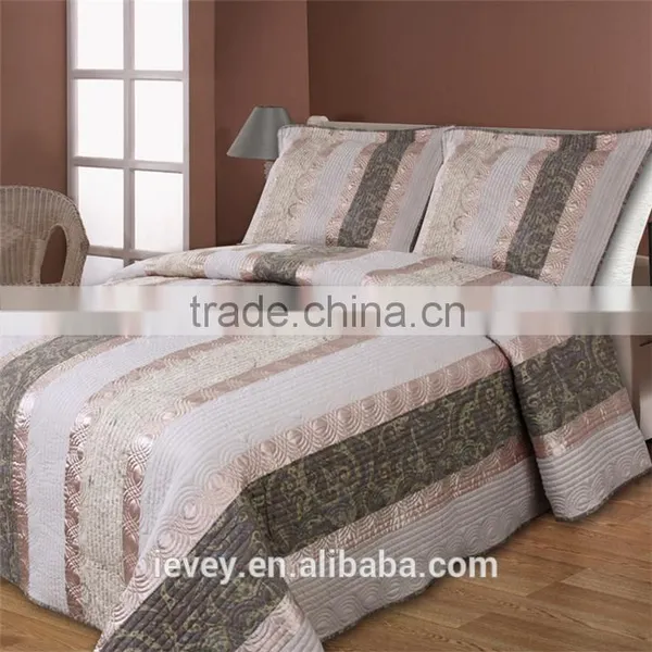 High Quality Best Price Hot Selling 100%cotton Reactive Printed Quilted Patchwork Bedspread photo-2