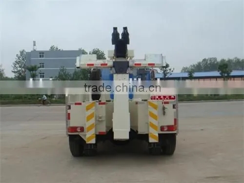 Best Quality China FOTON Heavy Duty Wrecker Truck photo-3