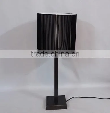 Nida's Bronze Table Lamp