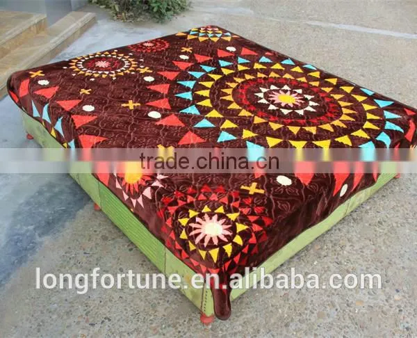 China Suppliers Quilt Blankets Rebel Wholesale 100% Polyester Knitted Cuddly Bear Blanket photo-4