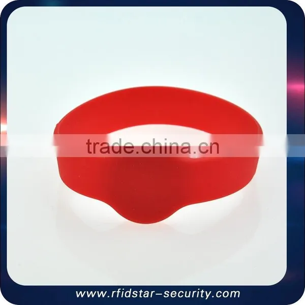 Best Selling 13.56MHz HF RFID MF IC Waterproof Wristband photo-3