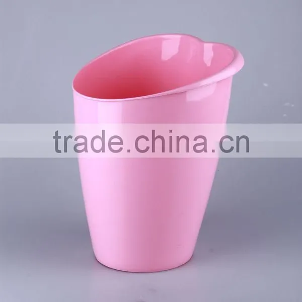Heart-shaped Sloping Plastic Trash Can/Rubbish Bin Household Garbage Can photo-2