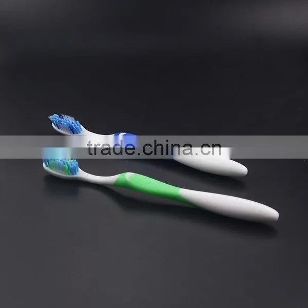 Hot Selling Hotel Biodegradable Disposable Toothbrush Made in China photo-2