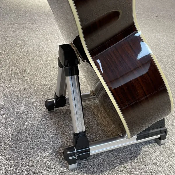 Otis Guitar Stand Manufacturer Fodable guitar tripod stand Factory Light Guitar Accessories