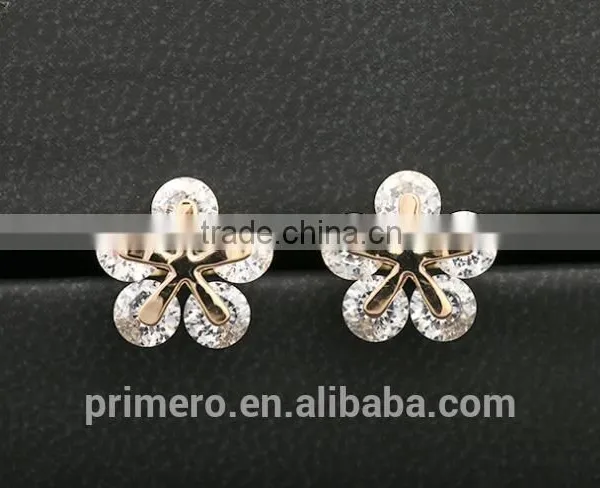 New Top Design Cubic Zircon Glittering Snowflake Stud Earrings photo-4