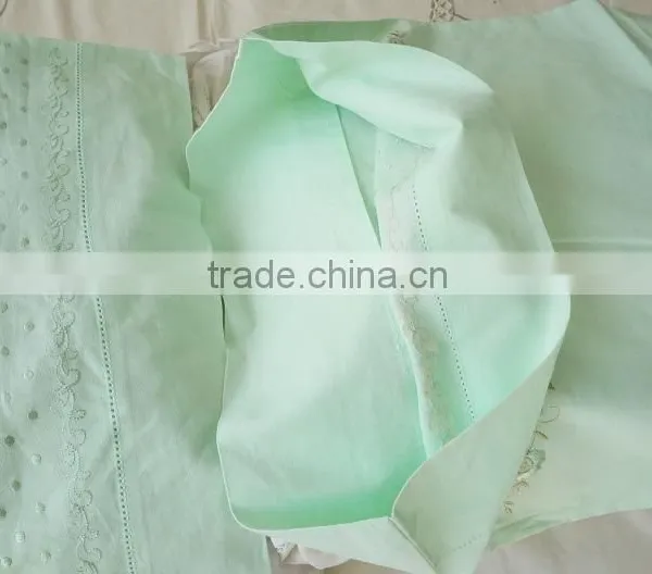 50*70CM Colorful Flowers and Stems Embroidered Hemstitched Green Colour Pillowcovers photo-5