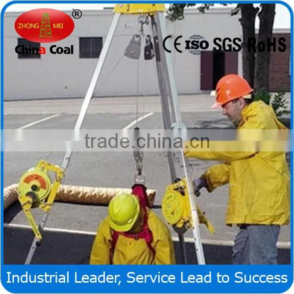 Rescue tripod with Automatic brake device