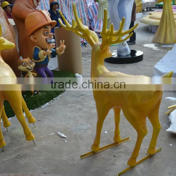 Fiber Glass Reindeer Decoration Statue photo-5